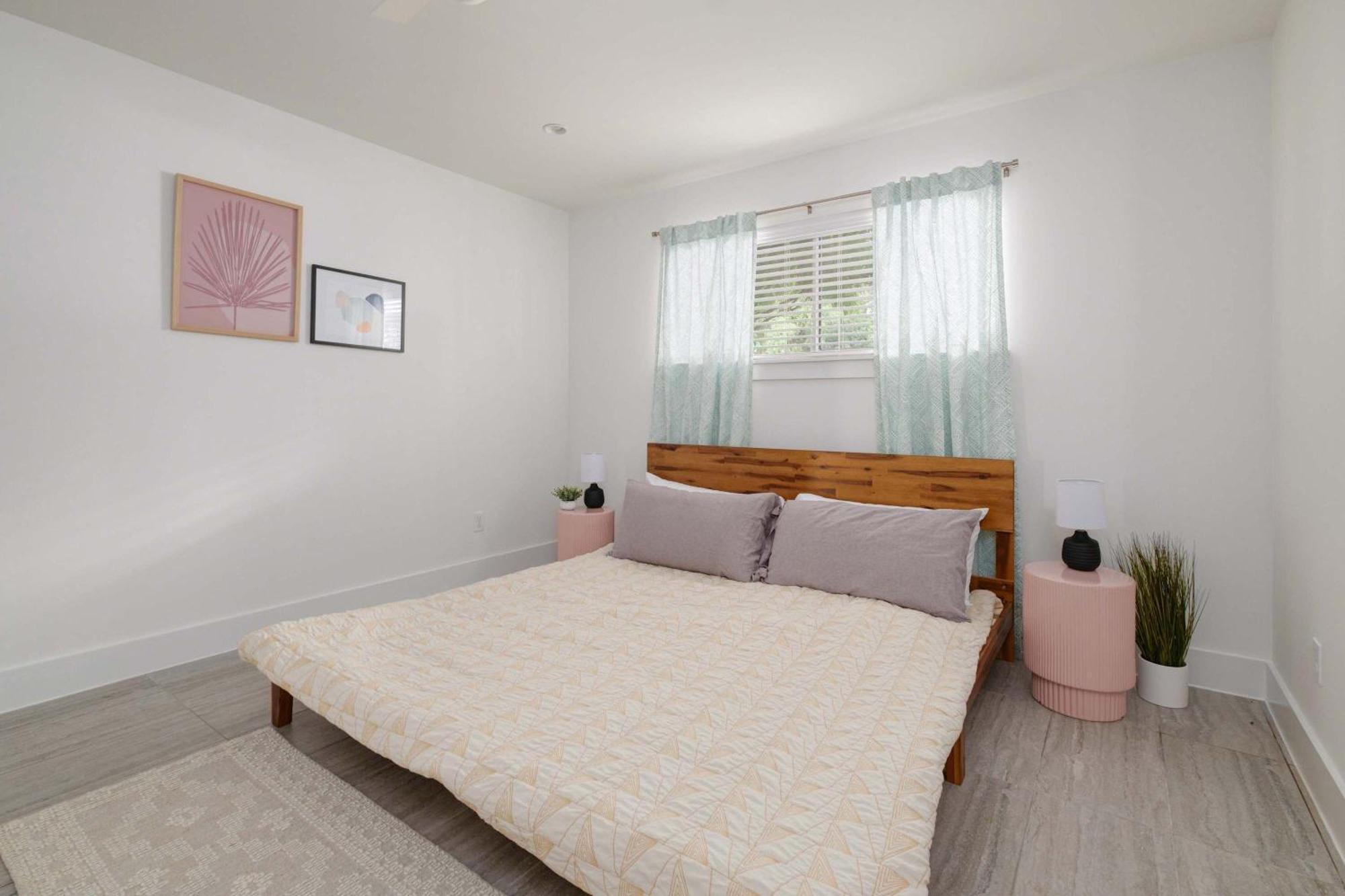 Chic Clarksville 2Br Condo Near Downtown Austin Dış mekan fotoğraf